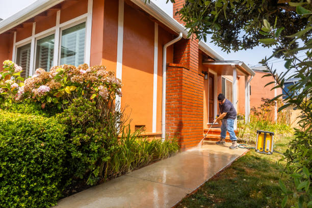 Why Choose Our Certified Pressure Washing Experts for Your Project Needs in Lake Stickney, WA?